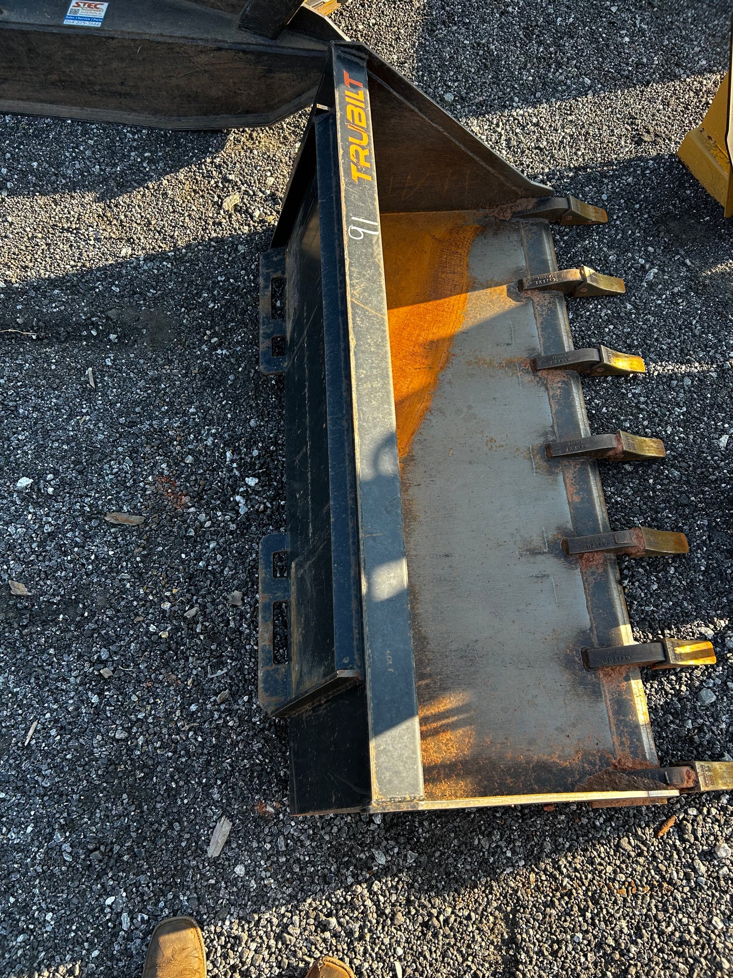Used 60” Tooth Bucket