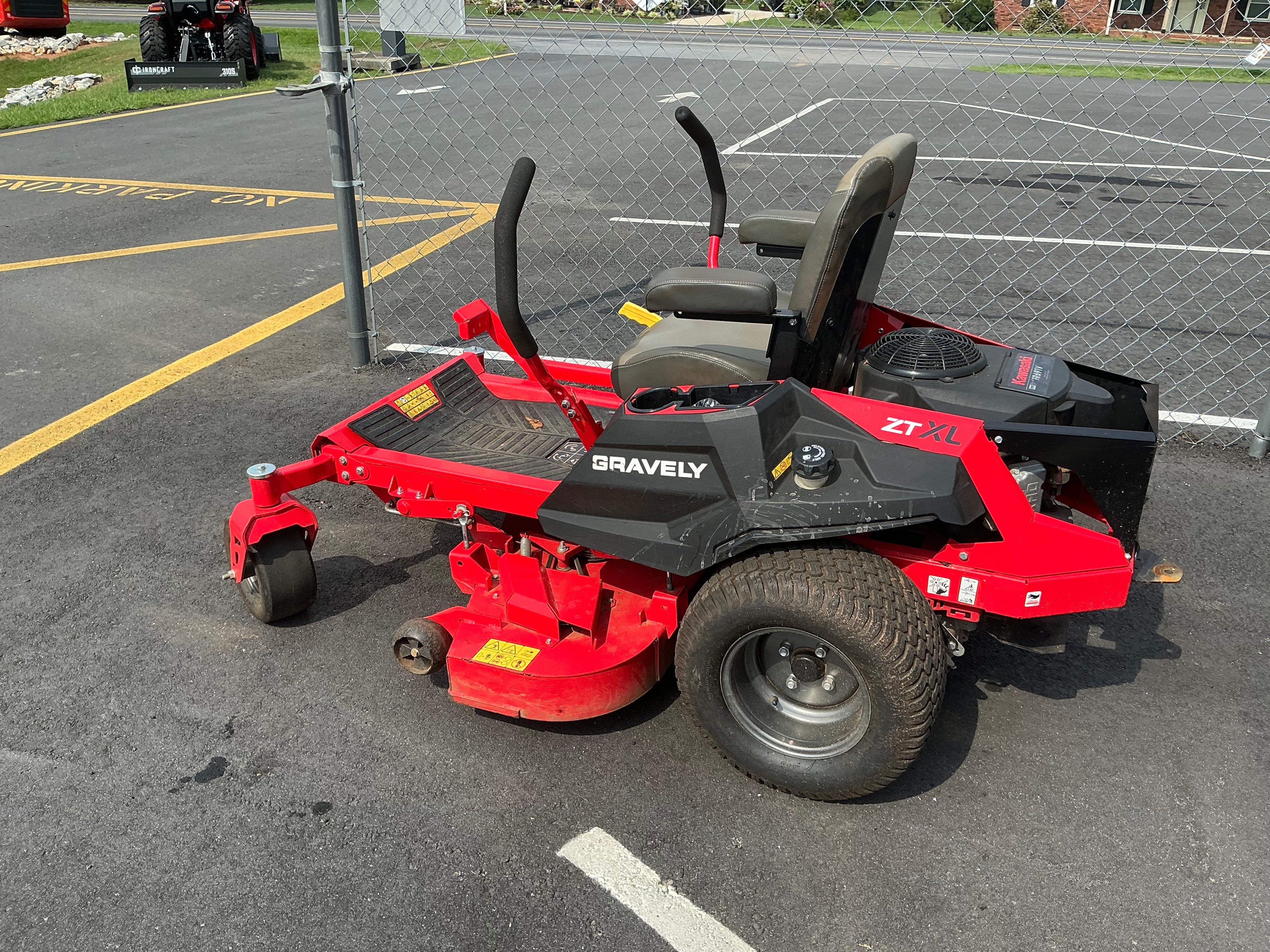 Used Gravely ZTXL Zero Turn Mower