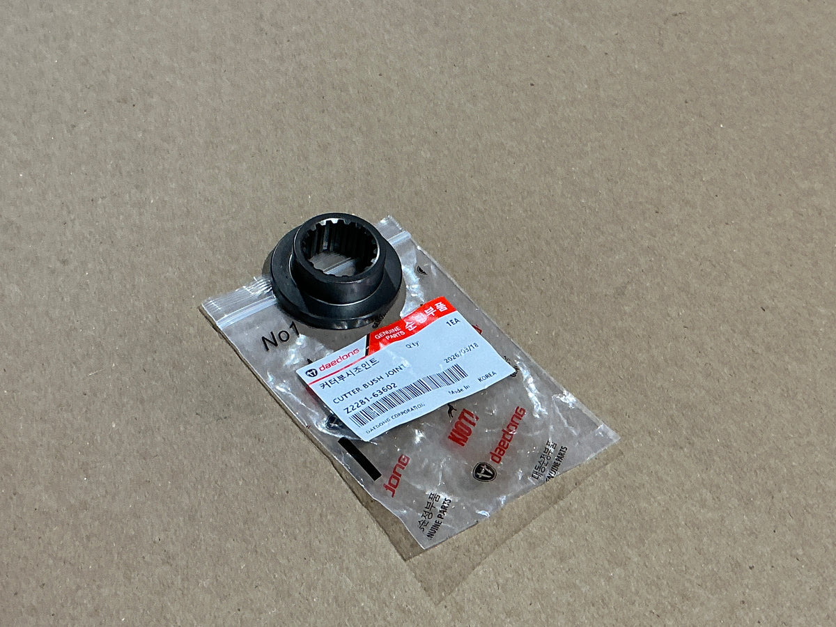 Z2281-63602 CUTTER BUSH JOINT