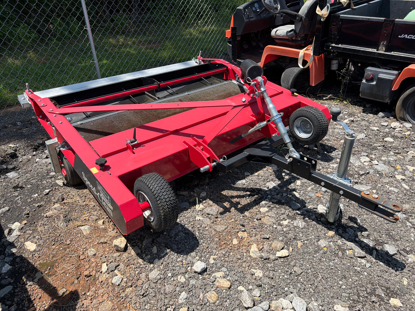 Pre-Owned Redexim 6ft Speed Clean - Artificial Turf Cleaner