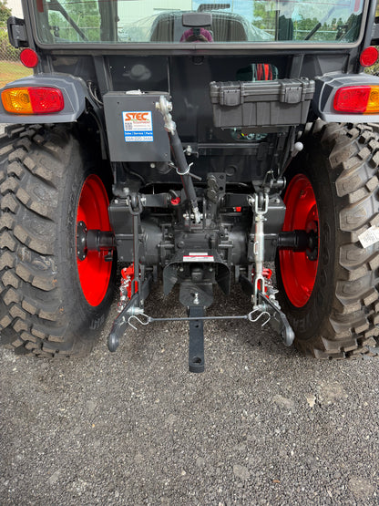 KIOTI DK5320SEHCB Hydrostatic Tractor With Loader and 3rd Function - Scratch and Dent