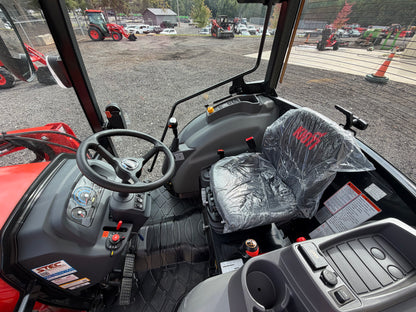 KIOTI DK5320SEHCB Hydrostatic Tractor With Loader and 3rd Function - Scratch and Dent