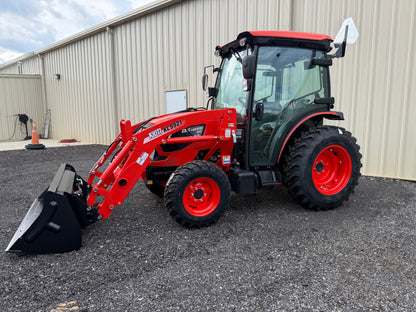 KIOTI DK4220SEHCB Hydrostatic Tractor With Loader and 3rd Function - Scratch and Dent
