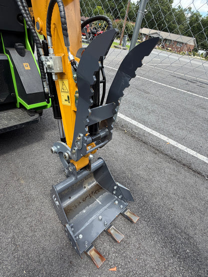 1 Ton Mini Excavator with Thumb