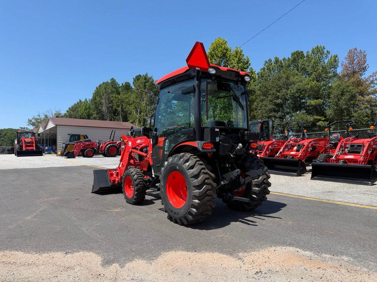 KIOTI CK2620SEHCB Premium Hydrostatic Cab Tractor