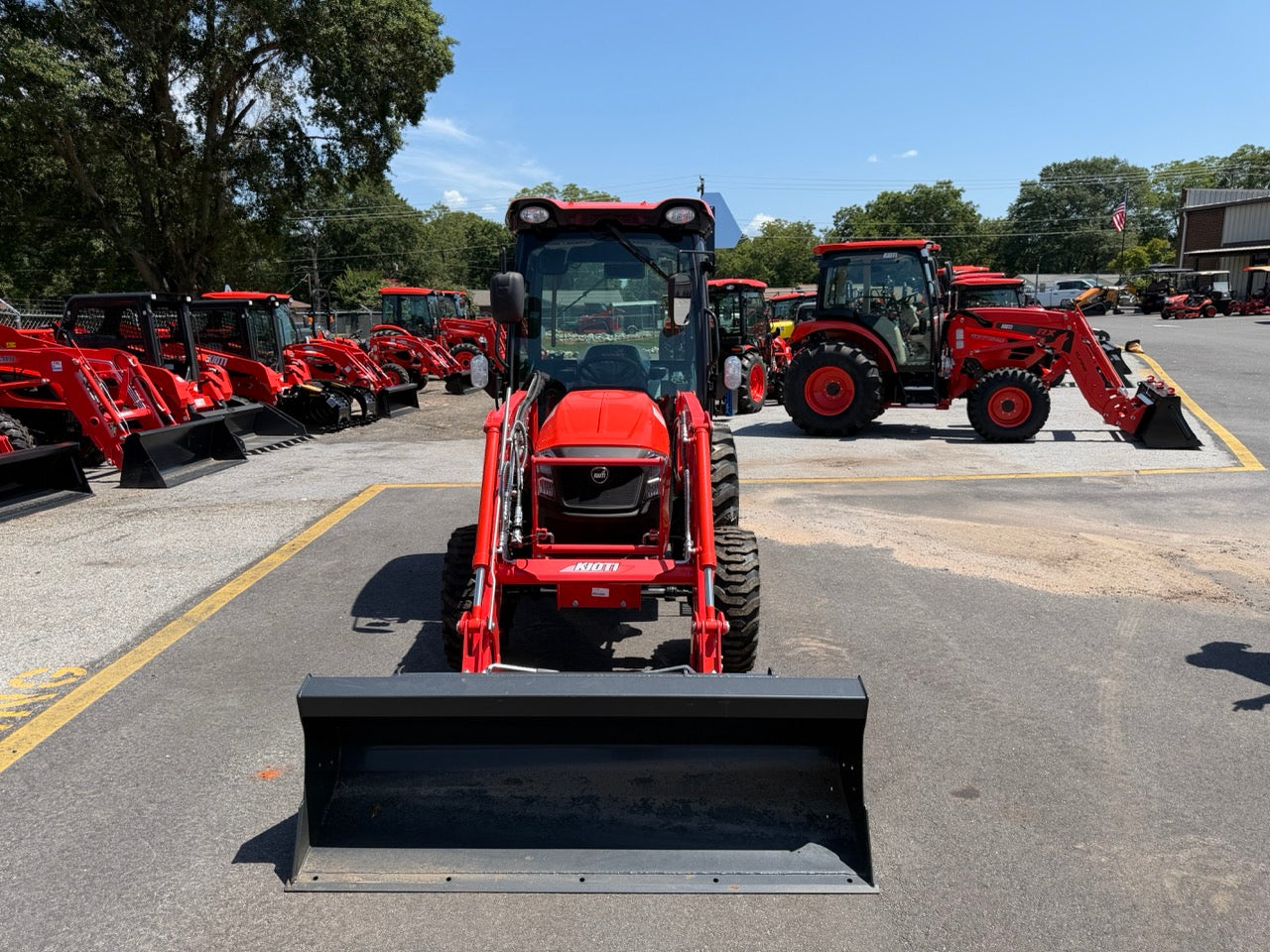 KIOTI CK2620SEHCB Premium Hydrostatic Cab Tractor