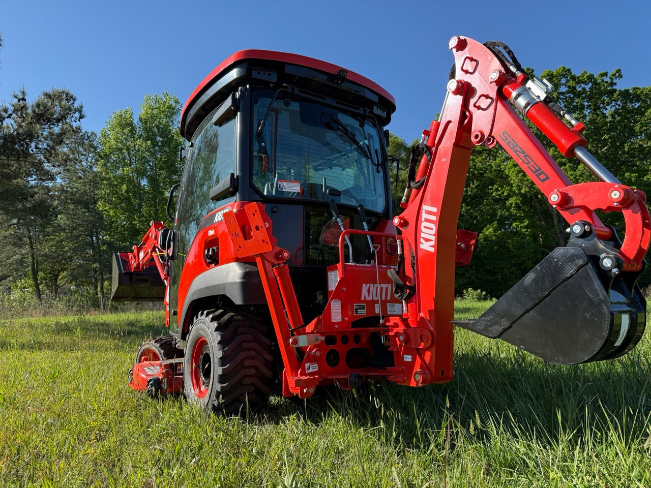 KIOTI SB2530 Backhoe