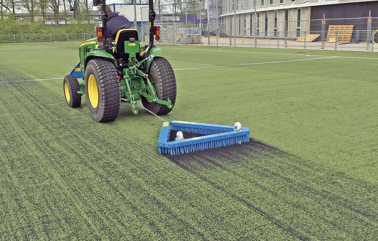 GKB Tbrush TB140